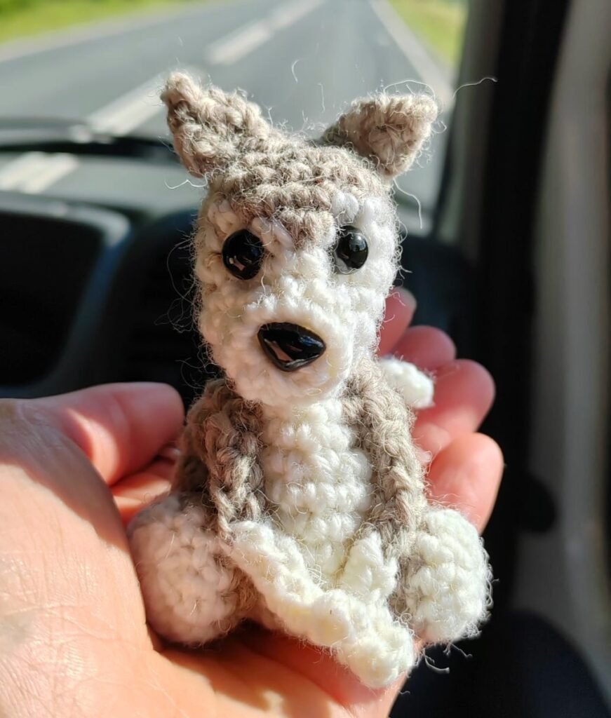 Crocheted Husky inspired by customer's pet