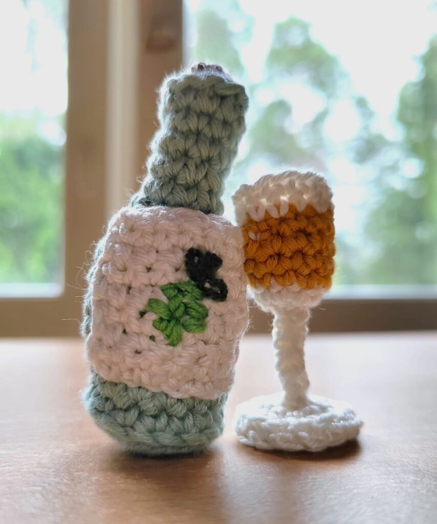 Crochet wine bottle and glass